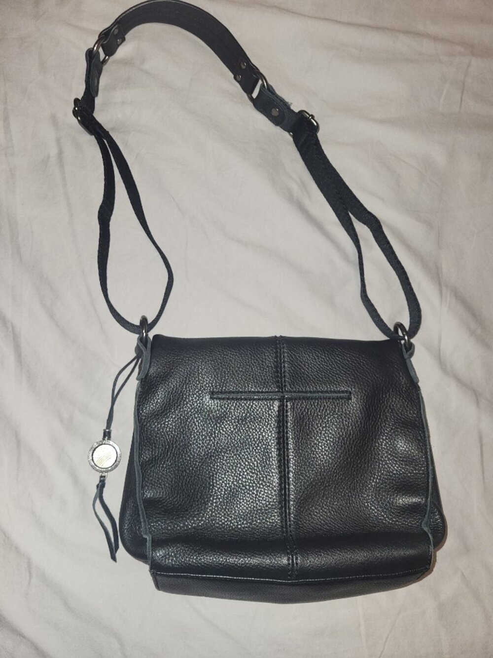 Crossbody - Picture 2 of 4